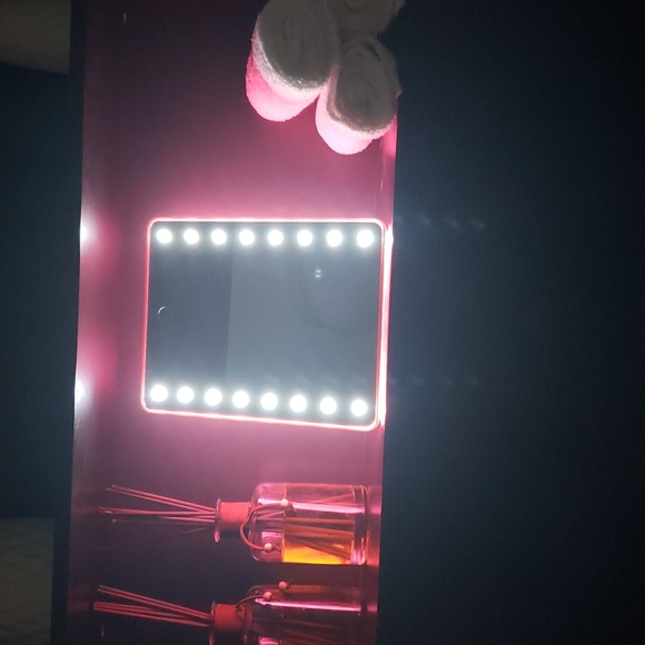 ESSENTIAL BEAUTY LED VANITY MIRROR - Picture 6 of 6